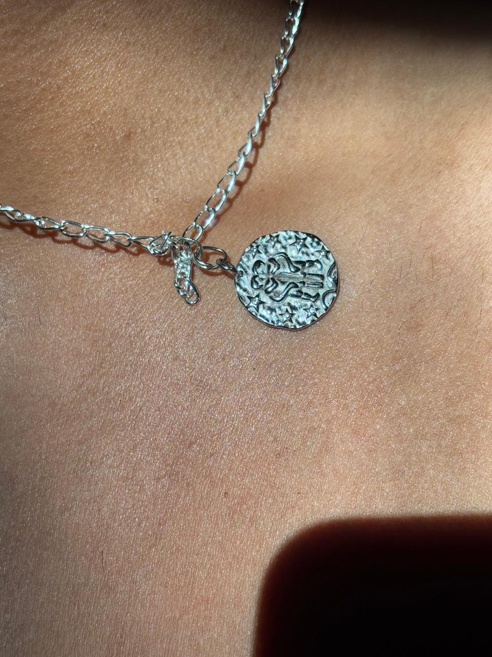 Twin pendant